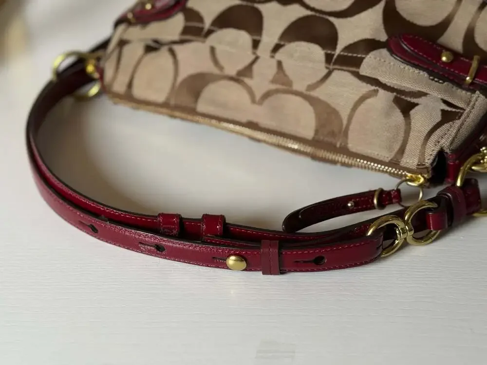 Beautiful Coach Legacy canvas burgundy, brown